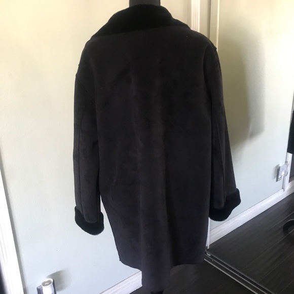 COPY - Black Faux Shearling Size 10 Coat - Picture 3 of 4